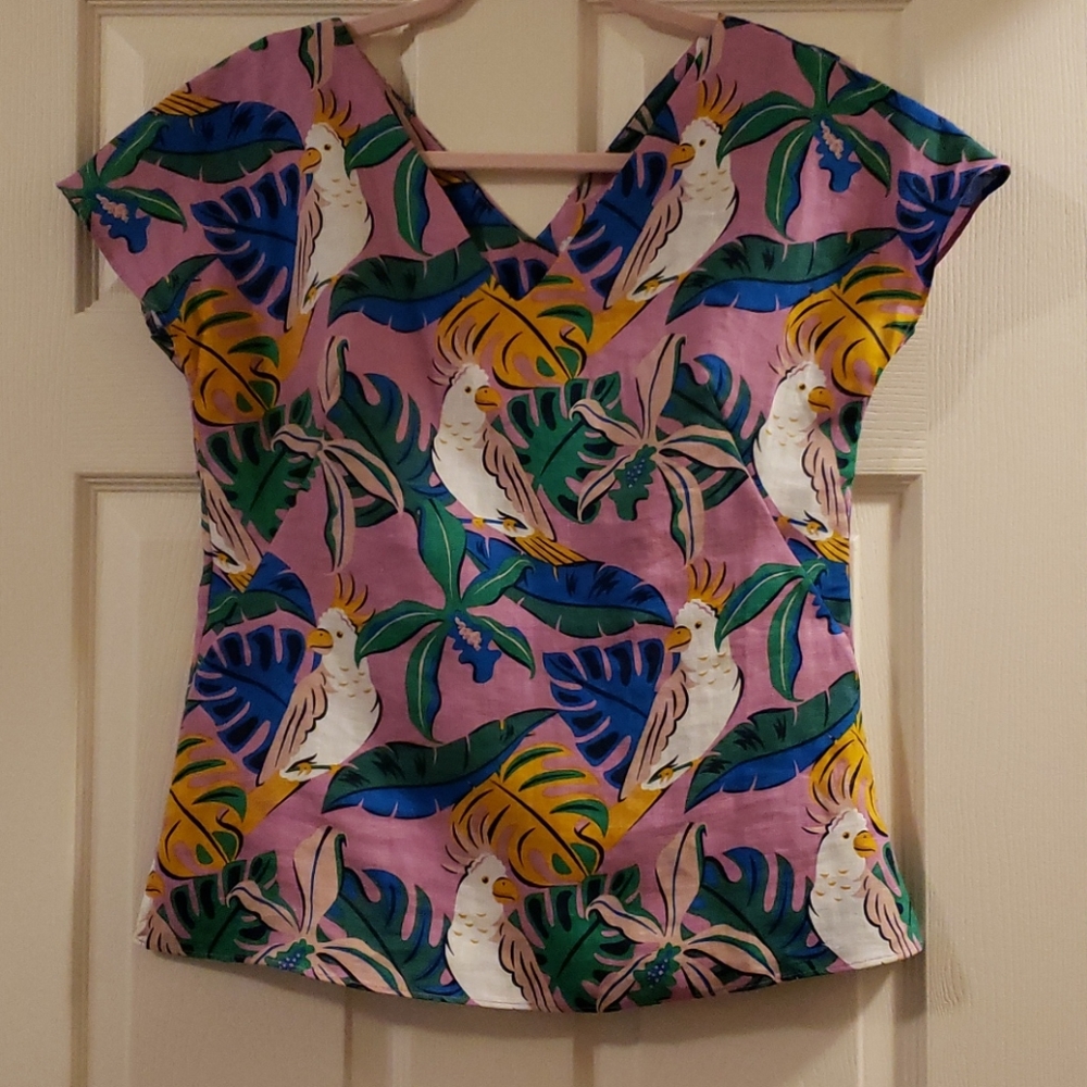 Boden Pink 100% Linen Blouse in Parrot Print